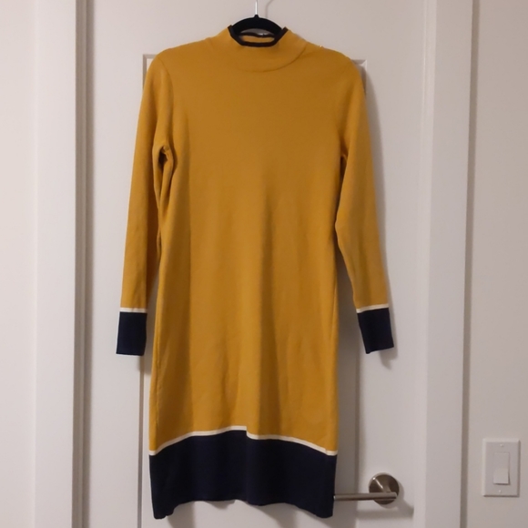 Ann Taylor Dresses & Skirts - Sweater Dress
